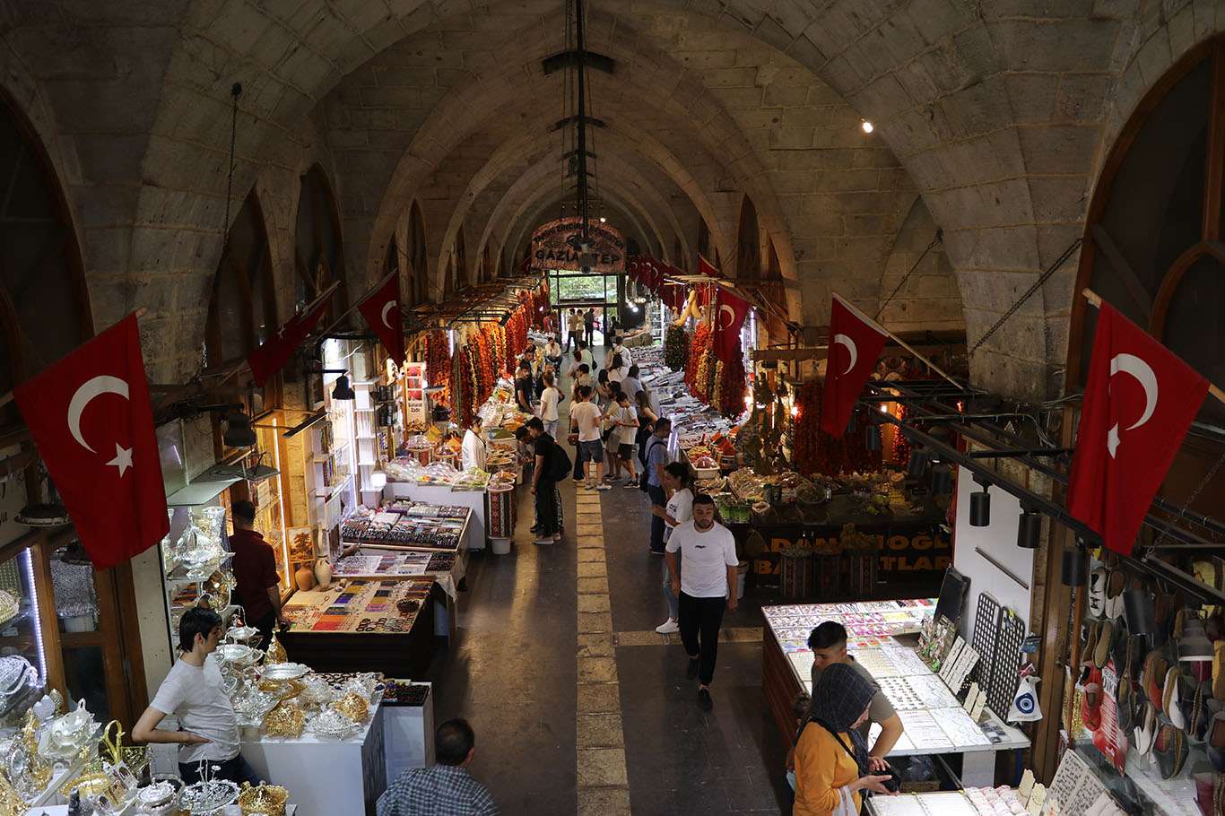 Gaziantep’te alışverişin simge adresi: Kültür Yolu